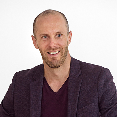 Andrew Robinson Headshot